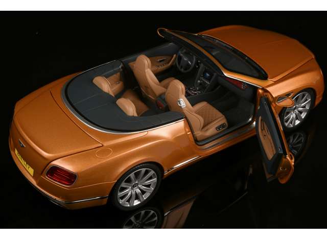 2016 Bentley Continental GT Convertible LHD, sunburst gold