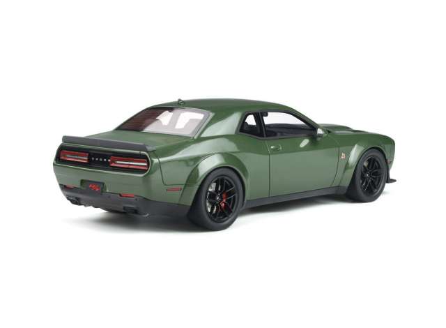 1/18 2020 Dodge Challenger R/T Scat Pack Widebody 
 *Resin Series*, green