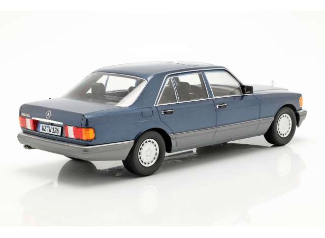 1985 Mercedes Benz 560 SEL S-class (W126), nautik blue