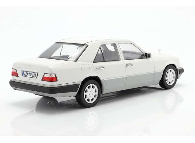 1989 Mercedes Benz E-klasse (W124), white