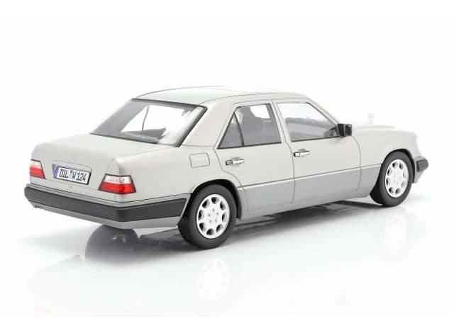 1989 Mercedes Benz E-klasse (W124), astral silver