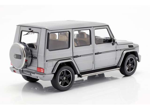 Mercedes Benz G-Classe, designo platin magno