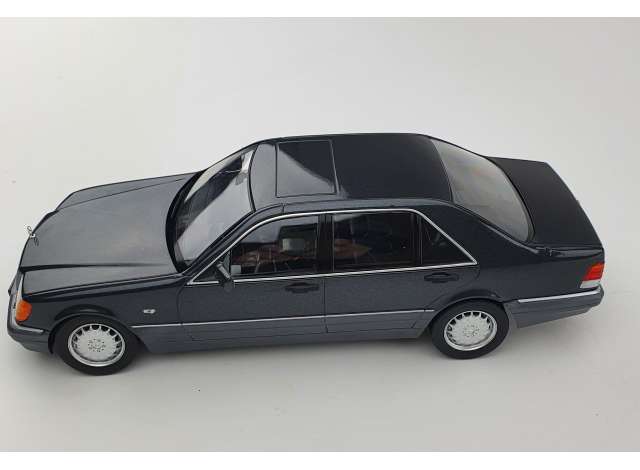 1994-98 Mercedes Benz S500 W140, dark grey with grey