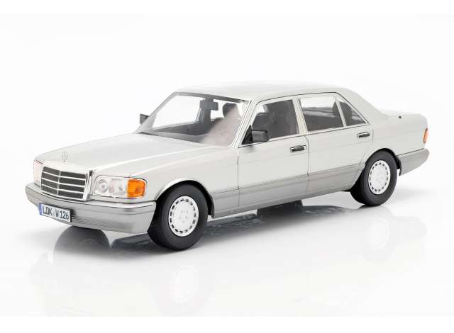 1985 Mercedes Benz 560 SEL S-class (W126), astral silver/grey