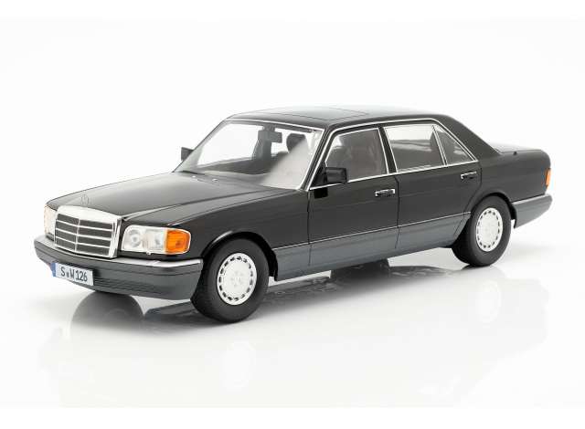 1985 Mercedes Benz 560 SEL S-class (W126), black