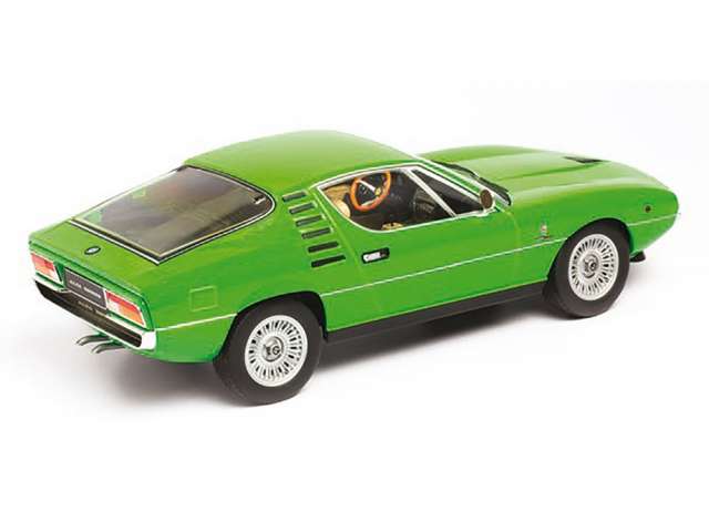 1970 Alfa Romeo Montreal, green