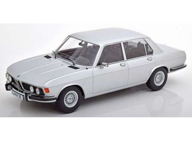 1971 BMW 3.0S E3 2 Series, silver