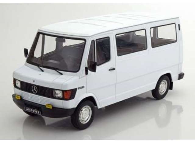 1988 Mercedes 208D Bus, white