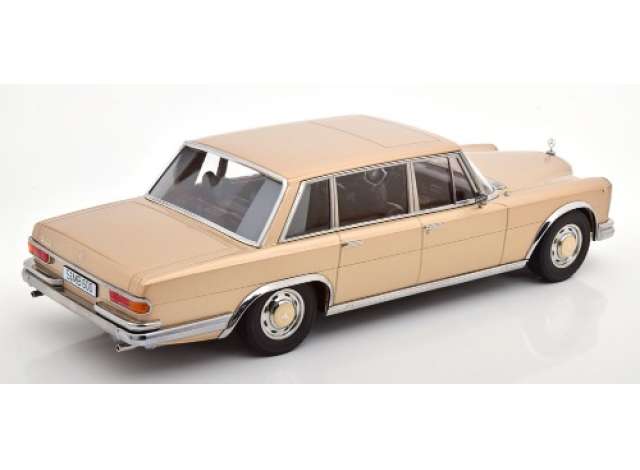 1963 Mercedes Benz 600 SWB W100, light gold/chrome