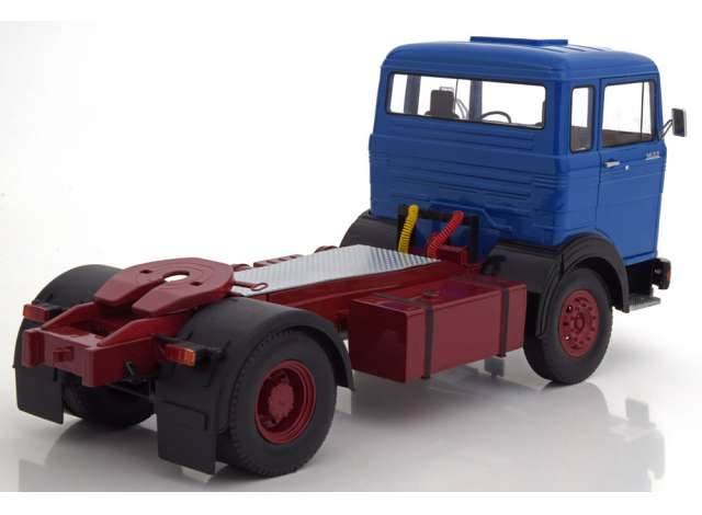 1/18 Diecast 1969 Mercedes LPS 1632, Blue/Red